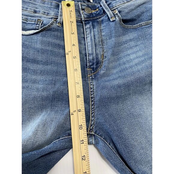 LEVI'S Signature Gold Women's Mid Rise Capri Jeans Size 10 (actual 30"x24") - Picture 9 of 12